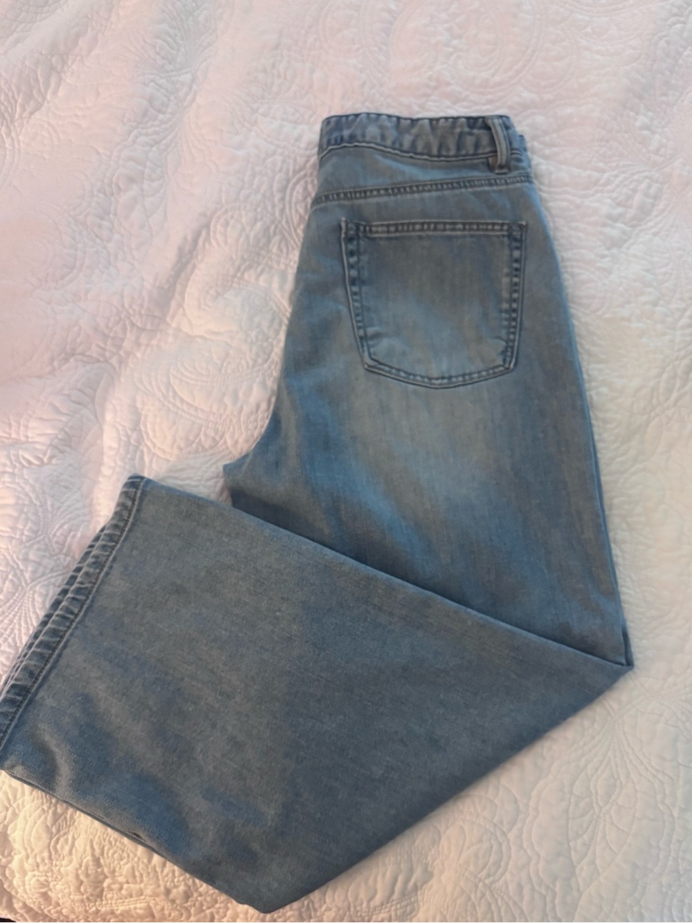 Oat New York Women’s Light Wash Wide Leg Jeans 10/30